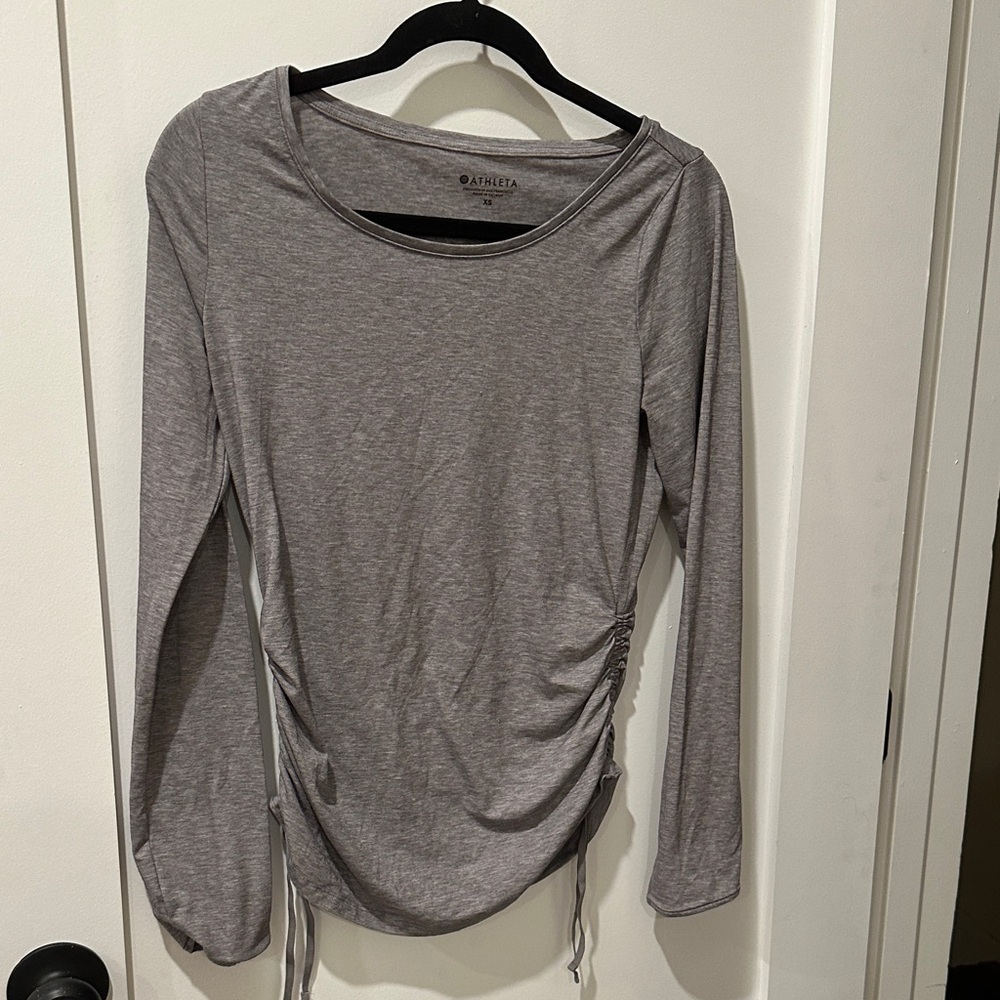 Athleta Gray Ruched Long Sleeve Top